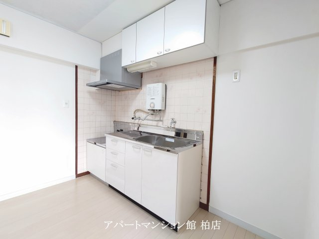 柏沼南台サンパワーA棟のキッチン