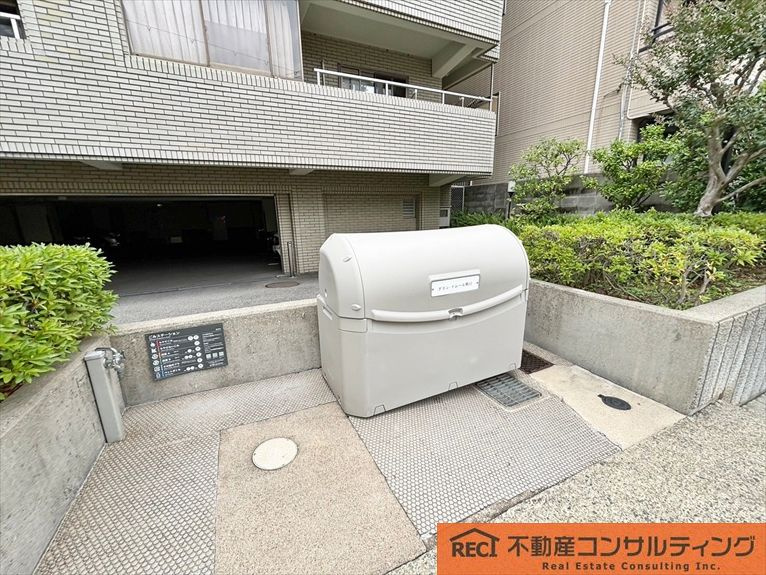 グラン・ドムール夙川のエントランス