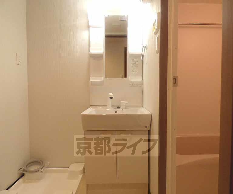 クオリエ京都堀川アネックスの洗面所