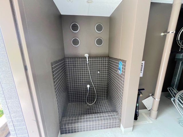 ◆築浅マンション◆３沿線利用ＯＫ◆ペット飼育ＯＫ(細則有)◆ザ・パークハウス三条油小路のその他共用部分|ペットの洗い場