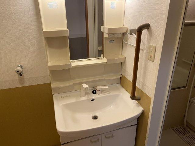 サンタモニカの洗面所