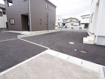 【駐車場】 | Cradle garden　笹谷第７　１号棟 | お休みの日は、家族でお出かけしてみては♪
