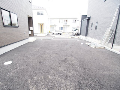 【駐車場】 | Cradle garden　笹谷第７　２号棟 | 出し入れしやすい駐車場です♪
