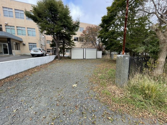 釧路合同会館の庭