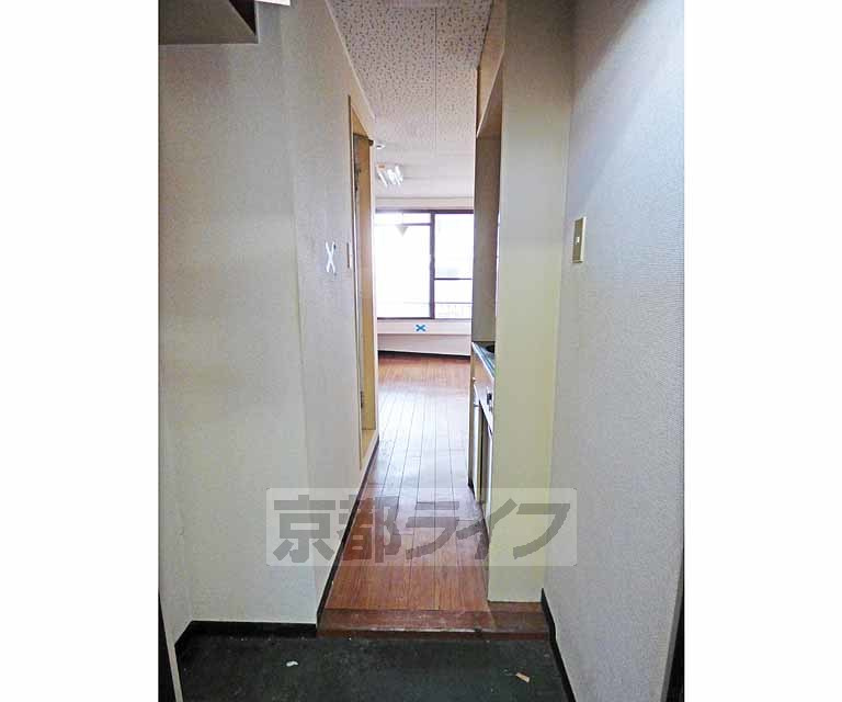 パルハイツウエダの玄関