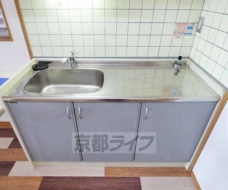 アブレスト今出川のキッチン