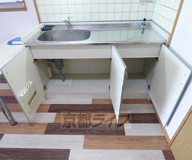 アブレスト今出川のキッチン