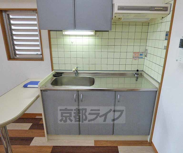 アブレスト今出川のキッチン
