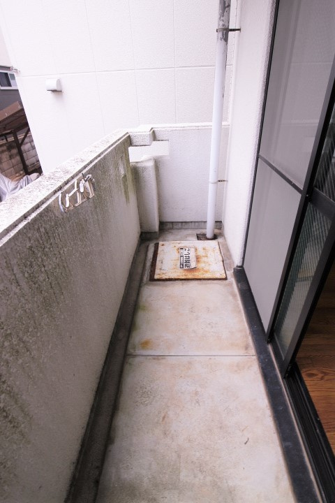 エスコートパレスのバルコニー