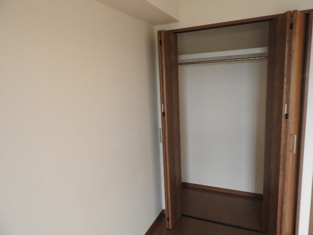 川崎市中原区上丸子山王町２丁目の賃貸マンションの収納|他のお部屋の参考写真となります。