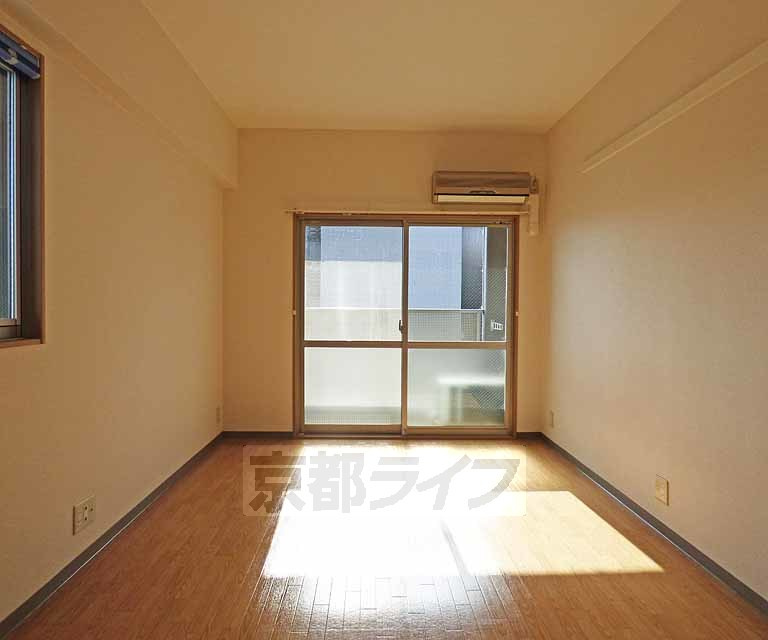 セトル御所東の居間・リビング