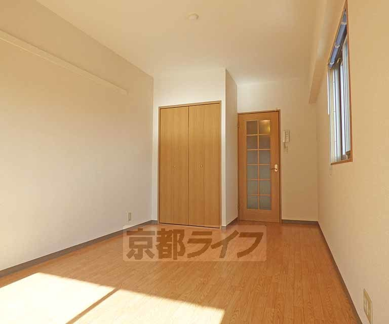 セトル御所東の居間・リビング