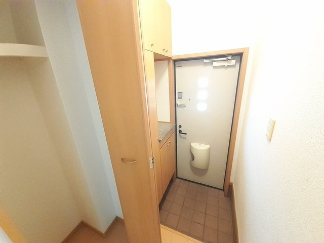 サンライト宗像Ａの玄関|きれいな玄関です