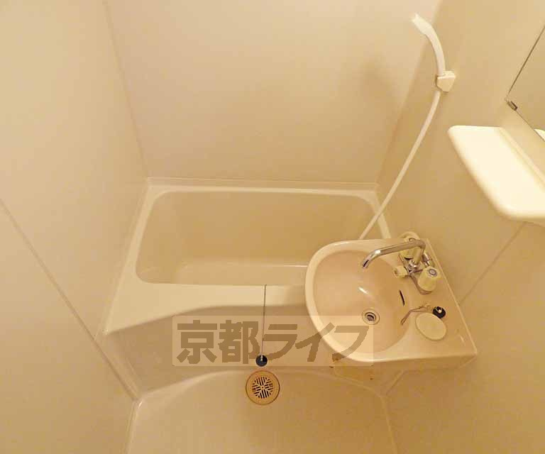 サンパティック壹番館の浴室