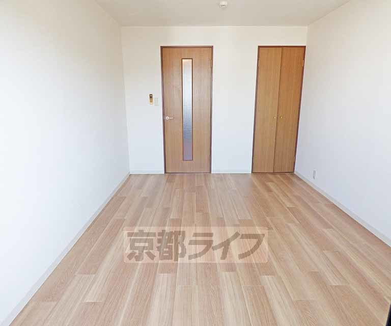 サンパティック壹番館の居間・リビング