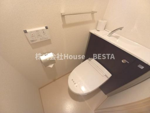 シュープリームのトイレ