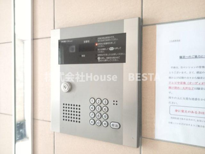 【エントランス】 | シュープリーム