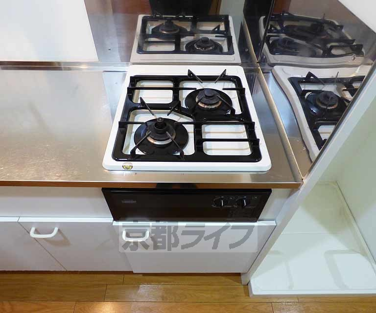 マ・アビタションのキッチン