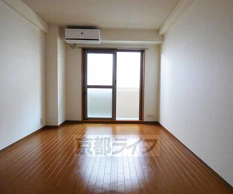 マ・アビタションの居間・リビング