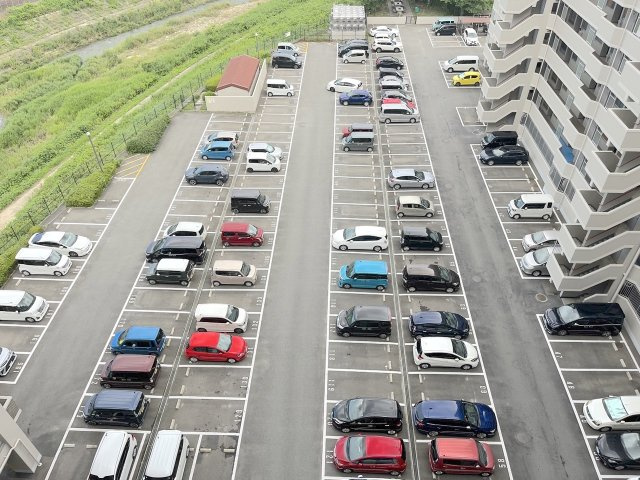 東峰マンション那珂川の駐車場
