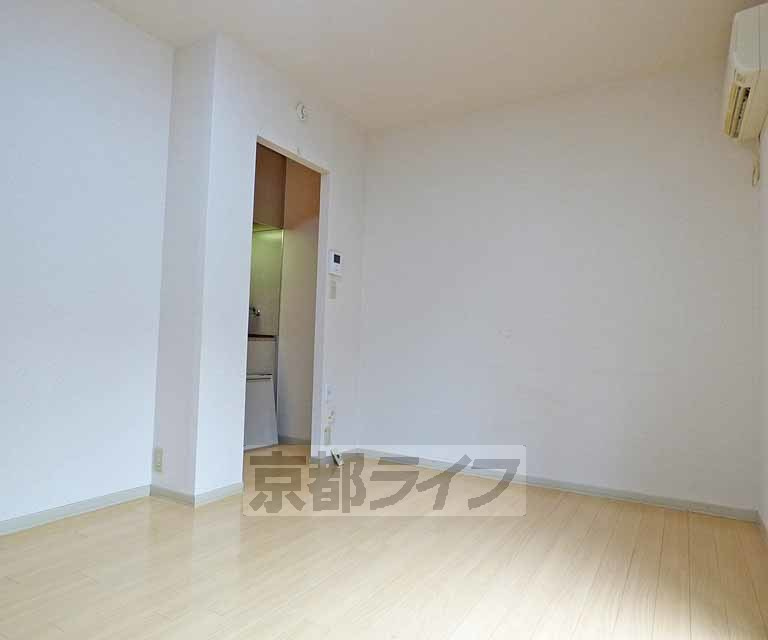 アベニュー室町の居間・リビング