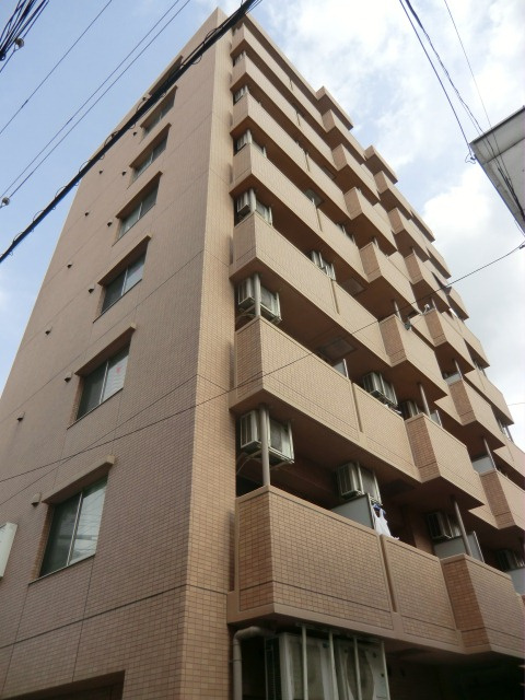 エナブル塚本の外観