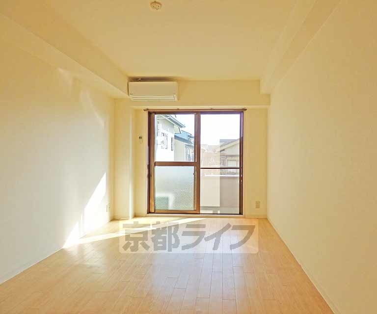 グランブルーの居間・リビング