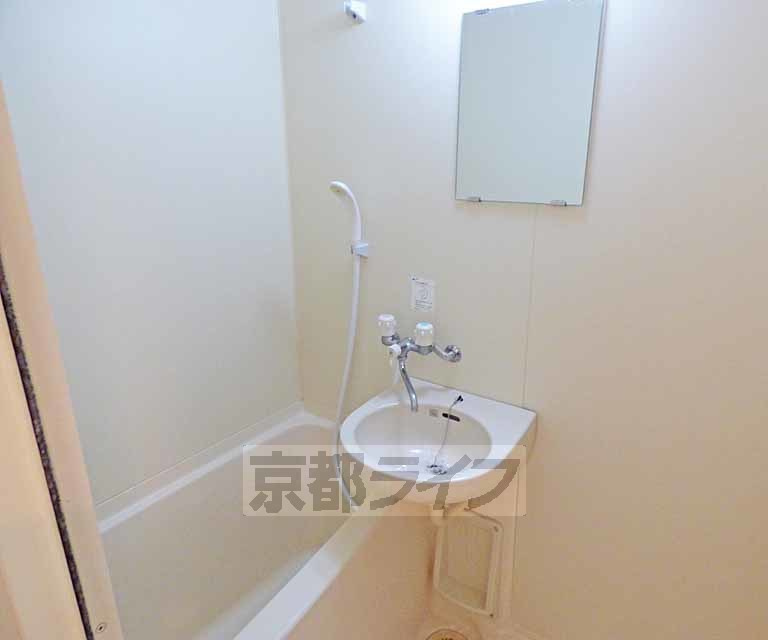 グランブルーの浴室