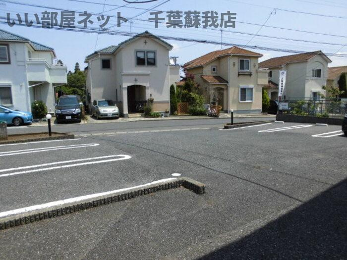 ピュアリバーの駐車場|駐車場があります