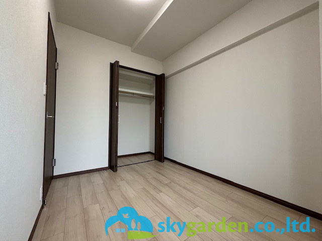 平塚パークサイドダイヤモンドマンションの洋室|明るい洋室です