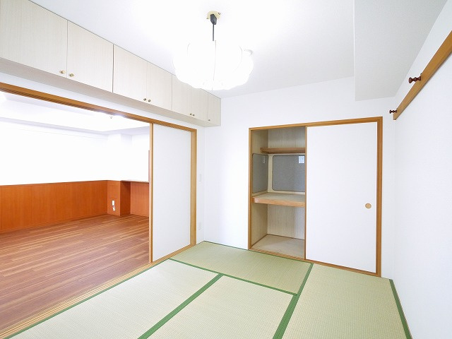 ベルあやめ池 の和室|柔らかい畳が心地よい和室