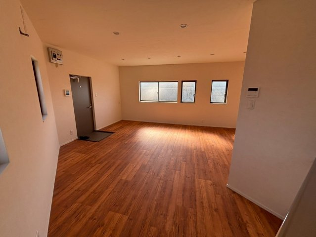 大平町東上野貸店舗の内装