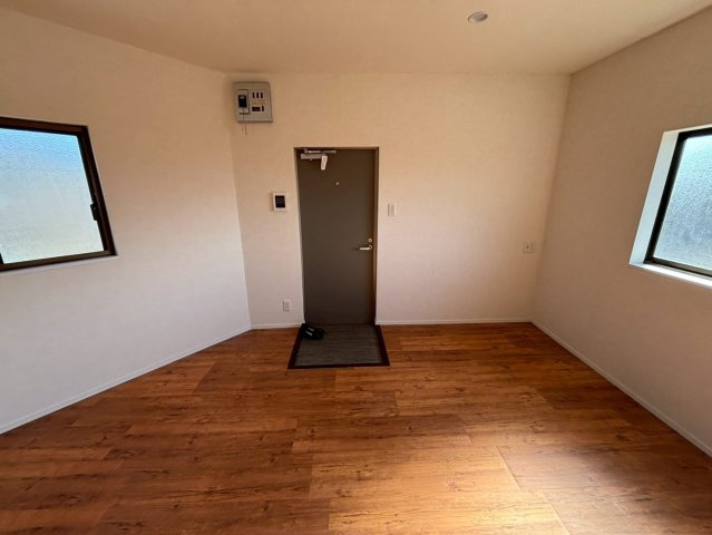 大平町東上野貸店舗のバルコニー