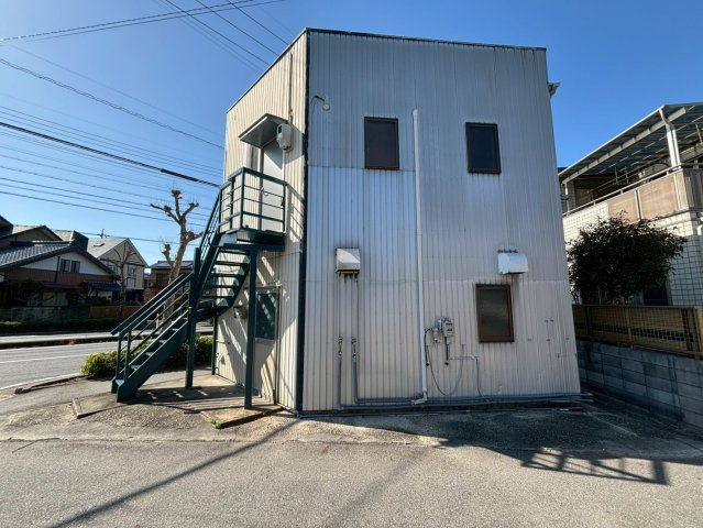 大平町東上野貸店舗の外観