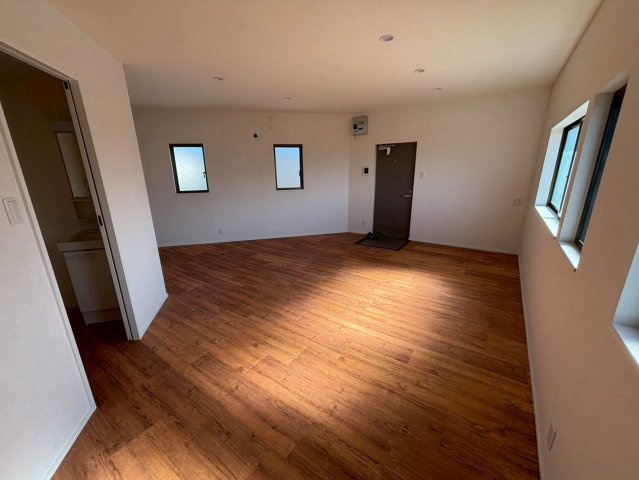 大平町東上野貸店舗の駐車場