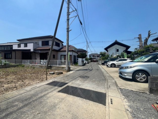 【前面道路含む現地写真】