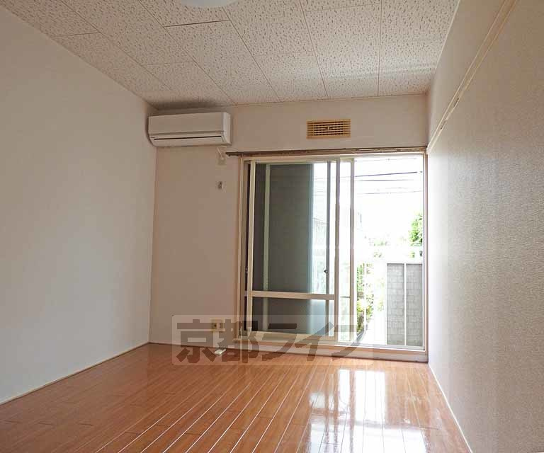 グレースハイツの居間・リビング