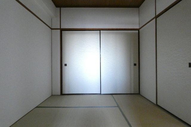 【寝室】 | ハイツ粟新