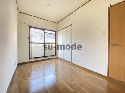 【寝室】 | スペンドカームリー