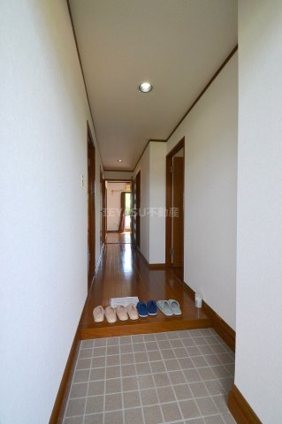 パークサイド中倉の玄関