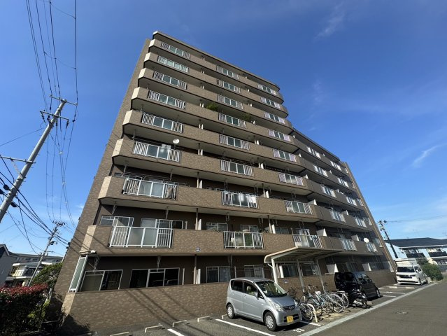 ペルル高砂の外観