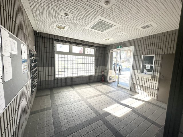 ペルル高砂のエントランス