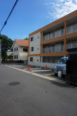 【駐車場】 | 南風ＥＡＳＴ | 駐車場
※別号室参考写真
