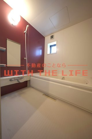 三光レジデンス【キャッシュバック対象物件】の浴室|落ち着いた空間のお風呂です