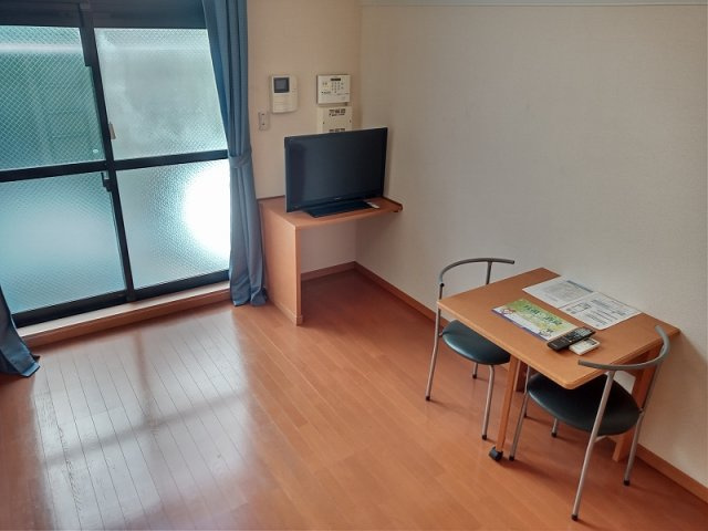 レオパレスＧＳＴの寝室|開放的な寝室です