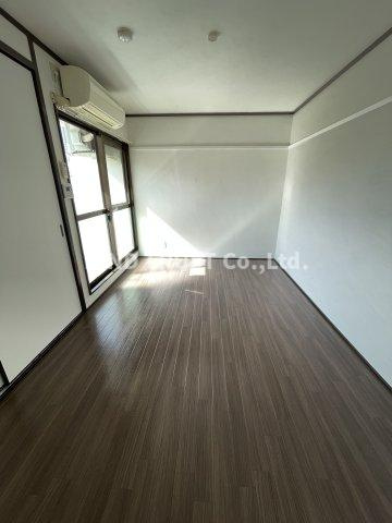 ハイツ浮田の居間・リビング|使いやすいリビングです