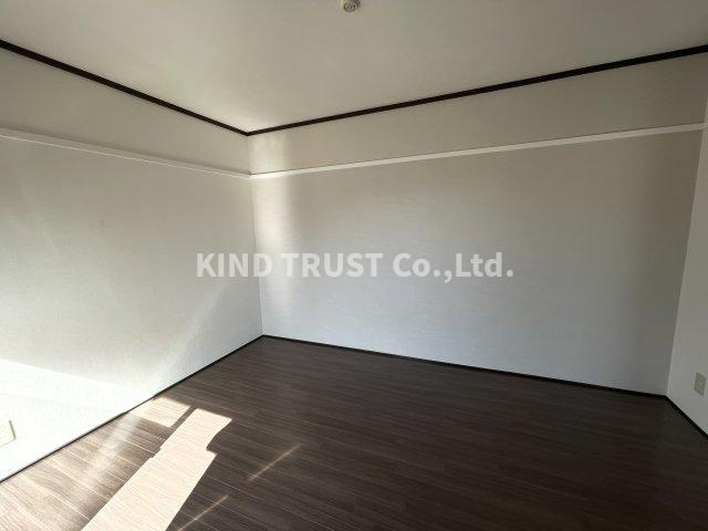 ハイツ浮田の居間・リビング|こちらの居間で趣味の時間をお楽しみください