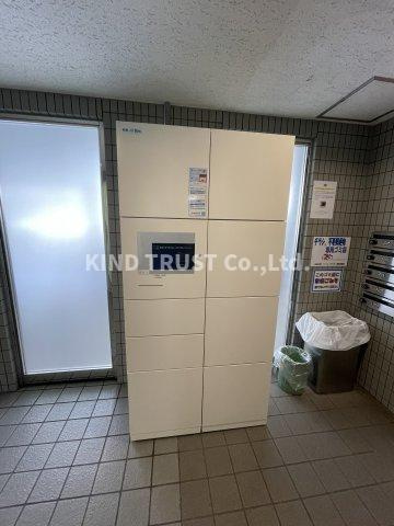 ハイツ浮田のその他共用部分|便利な宅配ボックスです