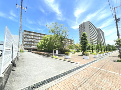 【駐車場】 | ファミールハイツ堺Ⅰ番館 | 駐車スペースの防犯対策も完備。