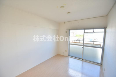 【寝室】 | イシイハイツ